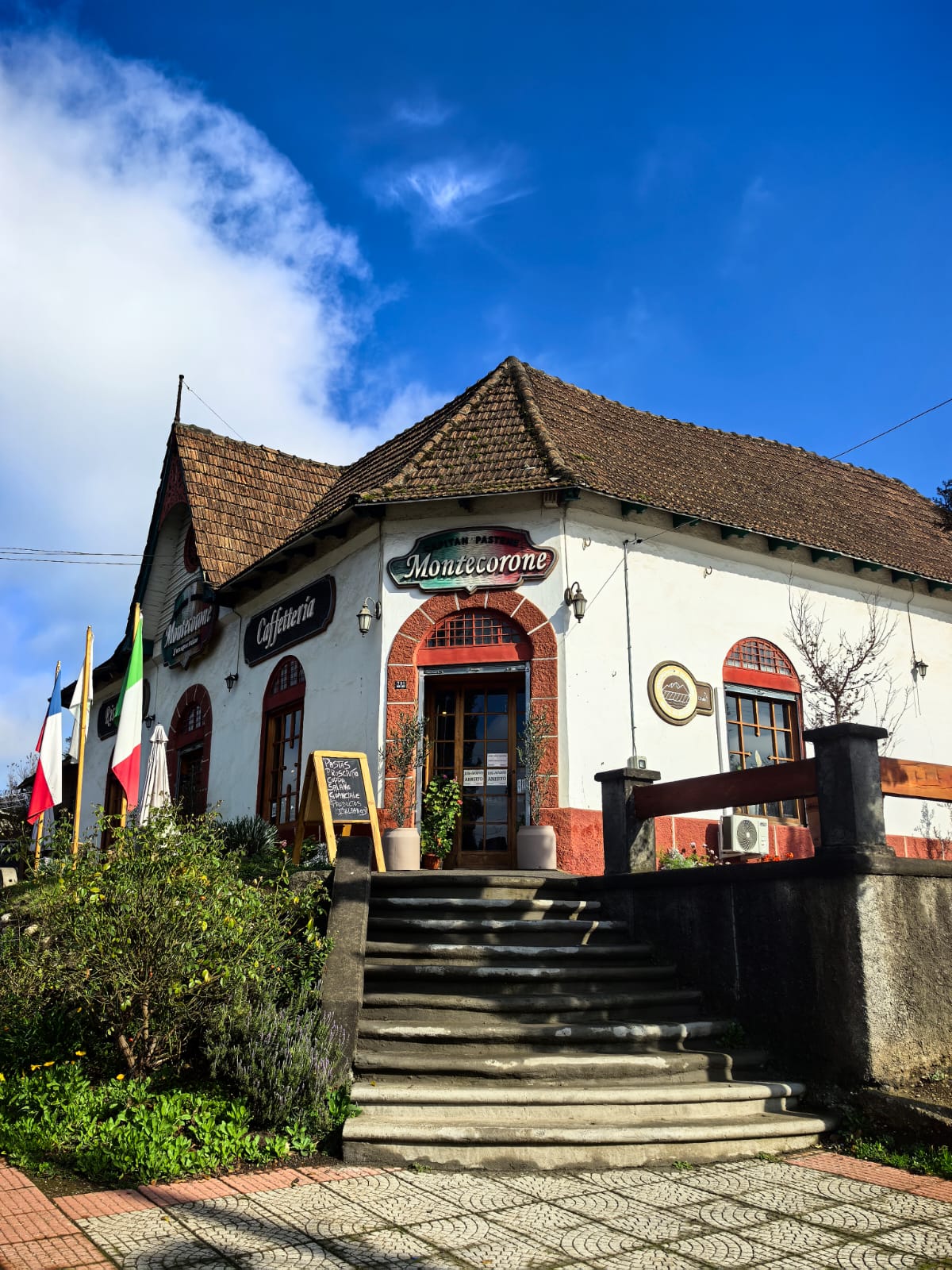 CAPITÁN PASTENE